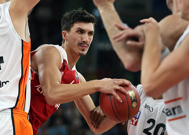 率的进攻组 率的进攻组